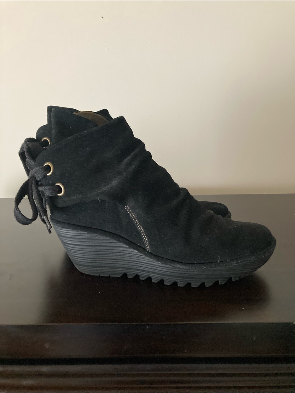 Fly London Ankle Suede Boots tie back sz 40